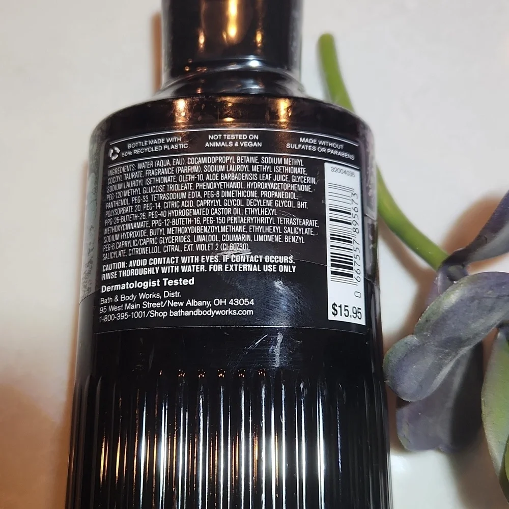B&BW Noir Set of Body Spray and 3-in-1 Hair, Face & Body Wash